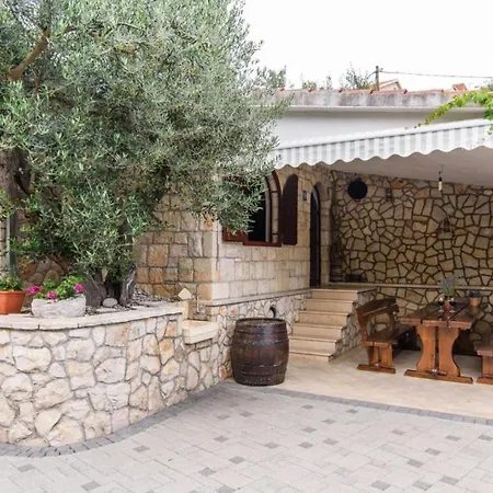 Lägenhet In Okrug Gornji With Terrace, Air Conditioning, Wifi 3436-1 *