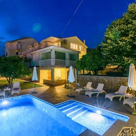 In Okrug Gornji With Terrace, Air Conditioning, Wifi 3436-1 * Trogir