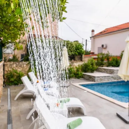 In Okrug Gornji With Terrace, Air Conditioning, Wifi 3436-1 * Trogir